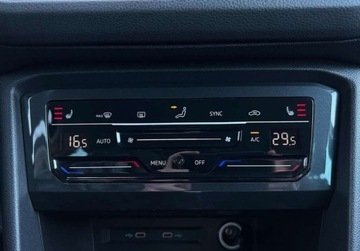 Volkswagen Tiguan II SUV Facelifting 1.5 TSI 150KM 2021 Volkswagen Tiguan Life Pakiet Premium, FV 23, ACC, Kamera cofania, Asyste, zdjęcie 25