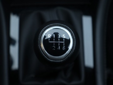 Mazda CX-3 Crossover 2.0 SKY-G 120KM 2018 Mazda CX-3 2.0 Skyactiv-G, Salon Polska, Skóra, zdjęcie 16