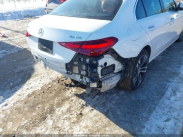 Mercedes Klasa C W206 2022 Mercedes-Benz Klasa C 300 4MATIC, 2022r., 4x4, 2.0L 2.0 Hybryda 255KM, zdjęcie 3