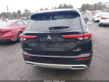 Mitsubishi Outlander IV 2025 Mitsubishi Outlander Phev Sel Black Edition 2025 2.4 Hybryda Plug-in 131KM, zdjęcie 3