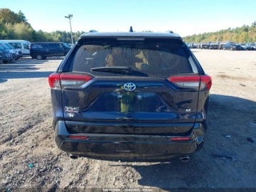 Toyota RAV4 V 2021 Toyota RAV4 2021 TOYOTA RAV4 PRIME SE 2.5 Hybryda Plug-in 177KM, zdjęcie 13