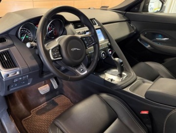 Jaguar E-Pace SUV 2.0 i4P 200KM 2018 Jaguar E-Pace Salon Polska FV 23 R CARS Warszawa 2.0 Benzyna 200KM, zdjęcie 15