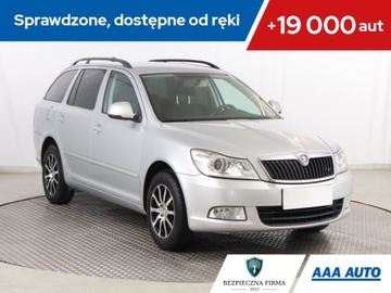 Skoda Octavia II Kombi 1.4 TSI 122KM 2012 Skoda Octavia 1.4 TSI, Salon Polska, Klima