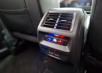 Volkswagen Tiguan II SUV Facelifting 1.5 TSI 150KM 2024 Volkswagen Tiguan serwis ASO 1.5TSI 150KM bezwypadkowy pakiety MatrixLED A, zdjęcie 16