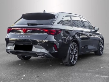 Cupra Leon II Sportstourer Facelifting 1.5 eTSI MHEV 150KM 2025 CUPRA Leon 1.5 eTSI mHEV DSG Combi 150KM 2025, zdjęcie 2