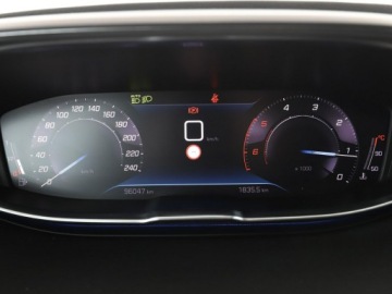 Peugeot 3008 II Crossover Facelifting  1.5 BlueHDi 130KM 2021 Peugeot 3008 GT Panorama Navi Kamera cofania, zdjęcie 21