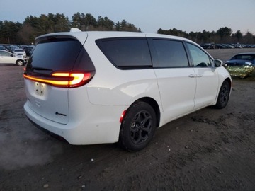 Chrysler Pacifica II 2022 Chrysler Pacifica Hybrid Touring L 2022 3.6l 3.6 Hybryda 287KM, zdjęcie 3