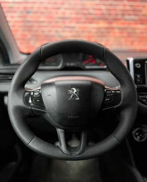 Peugeot 208 I Hatchback 3d 1.2 VTI 82KM 2013 Peugeot 208 Czujniki Kamera niski przebieg Gwarancja w cenie WarszawaVLAV, zdjęcie 29