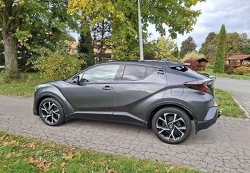 Toyota C-HR I Crossover 1.8 Hybrid 122KM 2017 Toyota C-HR Toyota C-HR 1.8 Hybryda 122KM, zdjęcie 3