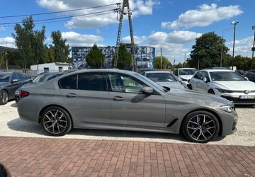 BMW Seria 5 G30-G31 2021 BMW Seria 5 BMW 530d G30 LCI Lift M-Pakiet Diesel 3.0 Diesel 258KM, zdjęcie 4