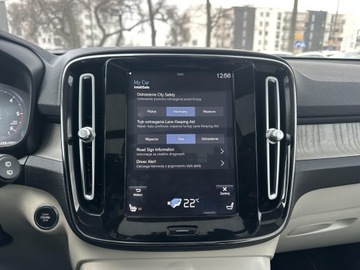 Volvo XC40 Crossover 2.0 D3 150KM 2019 Volvo XC 40 D3 2.0d 150KM Inscription / Hak Kamera, zdjęcie 16