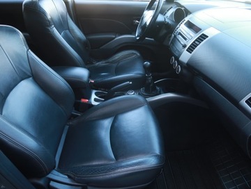 Mitsubishi Outlander II 2.0 DID DOHC 140KM 2008 Mitsubishi Outlander 2.0 DI-D, 4X4, 7 miejsc, zdjęcie 8