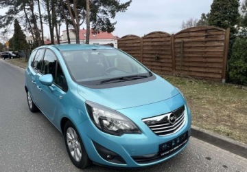 Opel Meriva II Mikrovan 1.4 Turbo ECOTEC 120KM 2010 Opel Meriva Opel Meriva B 1.4 T 2010r 1.4 Benzyna 120KM, zdjęcie 4
