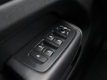 Volvo XC60 II Crossover D4 190KM 2019 Volvo XC60 D4, Salon Polska, Serwis ASO, 187 KM, zdjęcie 17