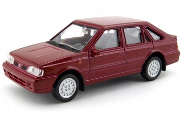 Polonez Caro Plus Welly legendy PRL 1:43 bordowy