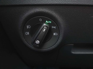 Skoda Karoq Crossover Facelifting 1.5 TSI ACT 150KM 2024 Skoda Karoq 1.5TSI 150KM FV23 DSG Selection HAK elektryczny Pakiety - Park, zdjęcie 9