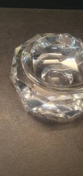 Старая большая хрустальная пепельница