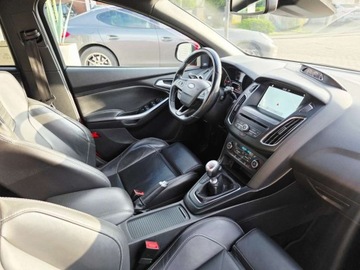 Ford Focus III ST Kombi 2.0 TDCi 185KM 2018 Ford Focus ___ST Performance___2.0TDCi 185KM BiXenon LED Skora Recaro Navi, zdjęcie 26