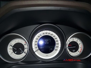 Mercedes Klasa E W212 2015 Mercedes-Benz Klasa E 2015 r., 3,5L 350 4MATIC 3.5 Benzyna 302KM, zdjęcie 6