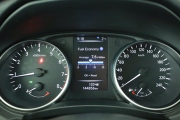 Nissan Qashqai II Crossover 1.2 DIG-T 115KM 2017 Nissan Qashqai 1.2 DIG-T, Salon Polska, zdjęcie 7