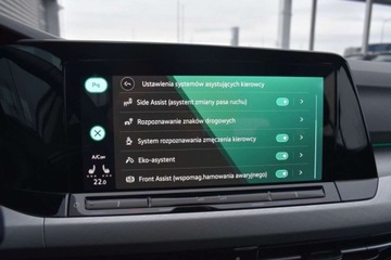 Volkswagen Golf VIII Variant 1.0 TSI 110KM 2023 Volkswagen Golf SalonPL 110KM Life Variant Pakiety Podgrzew.KierownicaFot, zdjęcie 17