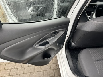 Toyota Yaris IV Hatchback 1.5 Hybrid Dynamic Force 116KM 2023 Toyota Yaris Hybrid 1.5 Comfort IV (2020-) Toyota, zdjęcie 16