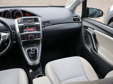 Toyota Verso Minivan Facelifting 1.8 Valvematic 147KM 2014 Toyota Verso 1.8 Valvematic, Salon Polska, zdjęcie 7