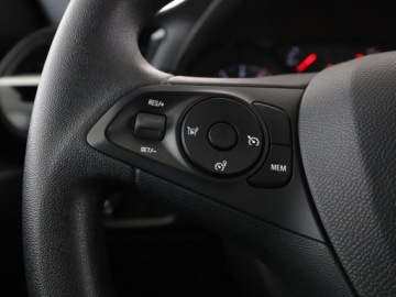 Opel Corsa F Hatchback 5d 1.2 Turbo 100KM 2020 Opel Corsa klimatyzacja, multifunkcja czujniki, zdjęcie 30