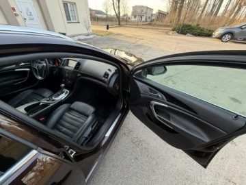 Opel Insignia I Sports Tourer 2.0 CDTI BiTurbo ECOTEC 195KM 2013 Opel Insignia Cosmo Sport Tour 2.0 CDTI 195KM Navi, zdjęcie 30