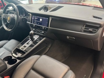Porsche Macan SUV Facelifting 2.0  245KM 2021 Porsche Macan 2.0 Benzyna 244KM, zdjęcie 19