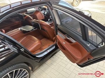 BMW Seria 7 G11-G12 Sedan Facelifting 4.4 750i 530KM 2021 BMW Seria 7 750 LI Xdrive Auto Punkt 4.4 Benzyna 530KM, zdjęcie 15