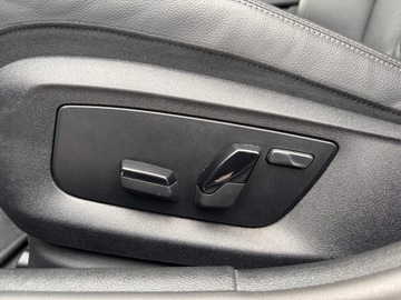 BMW Seria 5 G30-G31 Limuzyna Facelifting 2.0 518d 150KM 2023 BMW 518 BMW 518d 150 KM NISKI PRZEBIEG !!! M-Pakie, zdjęcie 12