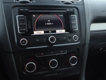 Volkswagen Golf VI Variant 1.6 TDI-CR DPF BlueMotion 105KM 2011 VW Golf 1.6 TDI, Navi, Klima, Tempomat,ALU, zdjęcie 11