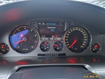 Volkswagen Phaeton 4.2 i V8 40V 335KM 2012 Volkswagen Phaeton Oplacony Exclusive Skory 4x4 Automat Pneumatyczne zawie, zdjęcie 4
