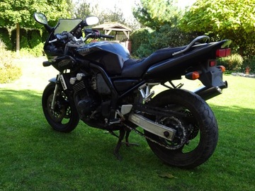 Лампа выпускного коллектора крыла Yamaha FZS 600 Fazer