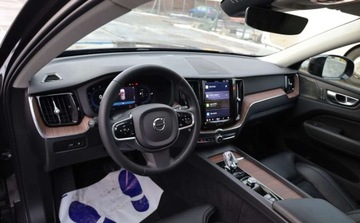 Volvo XC60 II 2023 Volvo XC 60 Volvo XC 60 T6 AWD Plug-In Hybrid R-Design 2.0 Hybryda Plug-in, zdjęcie 27