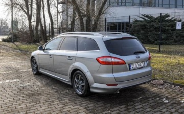 Ford Mondeo IV Kombi 2.0 Duratorq TDCi DPF 140KM 2010 Ford Mondeo 2,0TDCI Automat Alcantara Pakiet ST 2.0 Diesel 140KM, zdjęcie 2