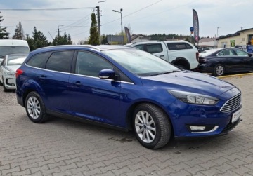 Ford Focus III Kombi Facelifting 1.0 EcoBoost 125KM 2016 Ford Focus SW swiezo sprowadzone, zarejestrowane Benzyna 125KM, zdjęcie 9