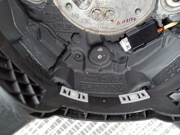 AUDI A4 B8 A5 08-12 VOLANT MULTIFUNKCE KOŽENÁ KŮŽE