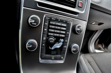 Volvo V60 I Kombi 2.0 D3 136KM 2013 Volvo V60 LiFT 2,0D 5-Cilindrów Automat Ledy, zdjęcie 23