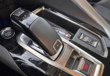 Peugeot 3008 II Crossover Facelifting  1.2 PureTech 130KM 2022 Peugeot 3008 Okazja - Stan idealny - niski przebieg 1.2 Benzyna 130KM, zdjęcie 7