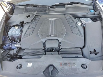 Bentley Bentayga 2023 Bentley Bentayga 2023 4.0 Benzyna 542KM, zdjęcie 6