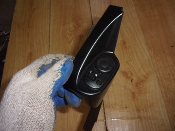 CHEVROLET NUBIRA LACETTI PŘEPÍNAČ REGULACE ZRCÁTKO