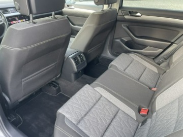 Volkswagen Passat B8 Variant Facelifting 2.0 TDI SCR 150KM 2023 Volkswagen Passat Variant 2.0 TDI 150KM krajowy, zdjęcie 25