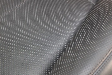 MERCEDES S W221 SEDADLO LEVÝ ČERNÁ KŮŽE 9F17 PŘEDEHŘÁTÝ VENTILOVANÝ ANG