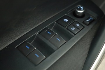 Toyota Corolla XII Sedan 1.5 VVT-i 125KM 2021 Toyota Corolla 1.5 VVT-i, Salon Polska, zdjęcie 17