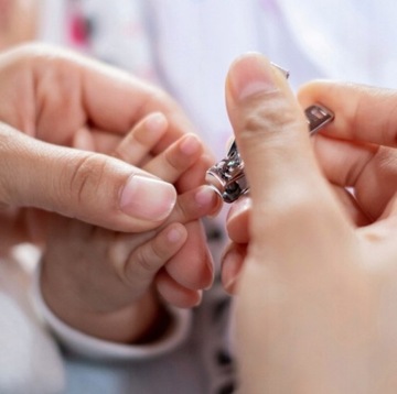 Zestaw startowy do pielęgnacji noworodka Wyprawka BABYONO