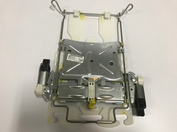 El. regulacja siedzenia Audi A4 Touareg 8E088189C