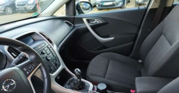 Opel Astra J Sports Tourer 1.4 Turbo ECOTEC 120KM 2011 Opel Astra Opel Astra 1.4 Benzyna 120KM, zdjęcie 15