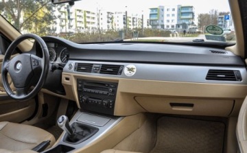BMW Seria 3 E90-91-92-93 Limuzyna E90 320i 150KM 2005 BMW Seria 3 Skory 204 tys. km 2.0 Benzyna 150KM, zdjęcie 9